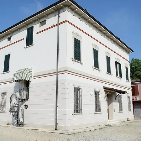 Corte Fitti 1 * Suzzara